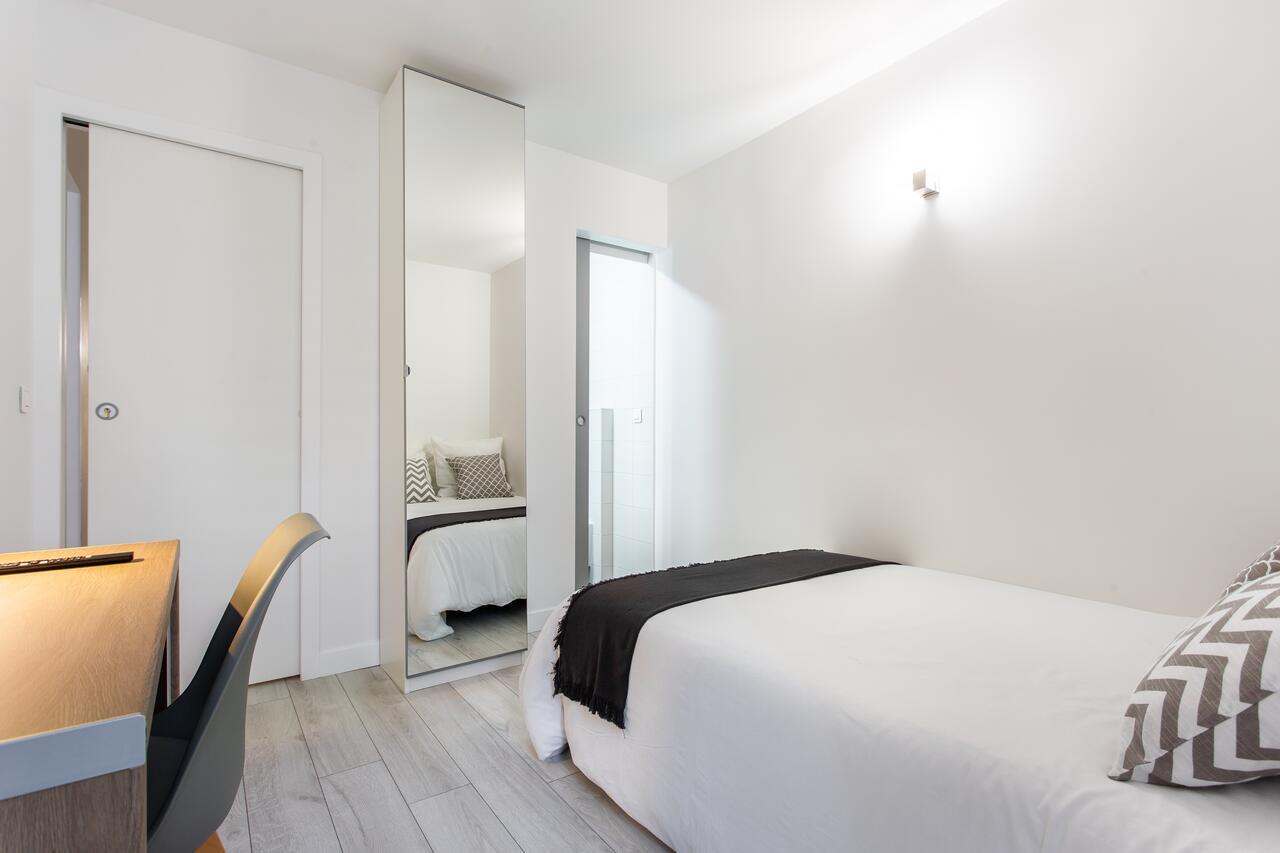 D&E - Paris-Disney - Holidays Apartment - Appartement De Vacances - 5 Chambres- 5 Sdb - 5 Bedrooms - 5 Bathrooms - Netflix Champs-Sur-Marne Eksteriør bilde