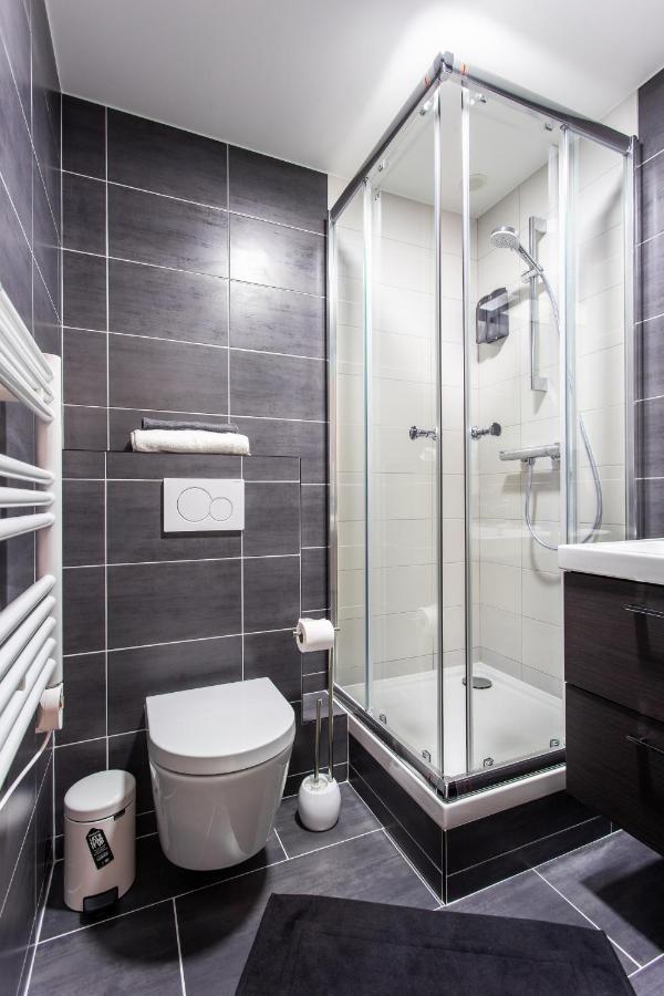 D&E - Paris-Disney - Holidays Apartment - Appartement De Vacances - 5 Chambres- 5 Sdb - 5 Bedrooms - 5 Bathrooms - Netflix Champs-Sur-Marne Eksteriør bilde